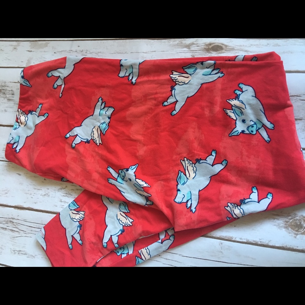 Lularoe Flying Pigs  Leggings - TC